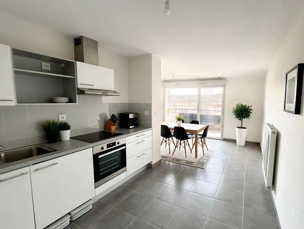 Photo 1 Appartement 1 pièce 35m²