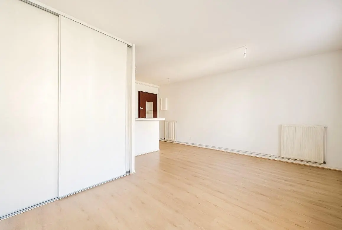Photo 2 Appartement 1 pièce 33m²