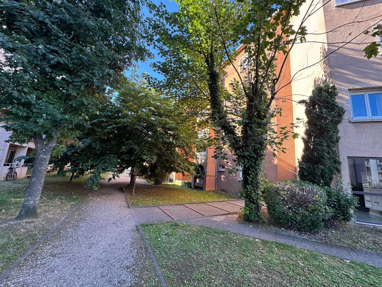 Photo 5 Appartement 1 pièce 33m²