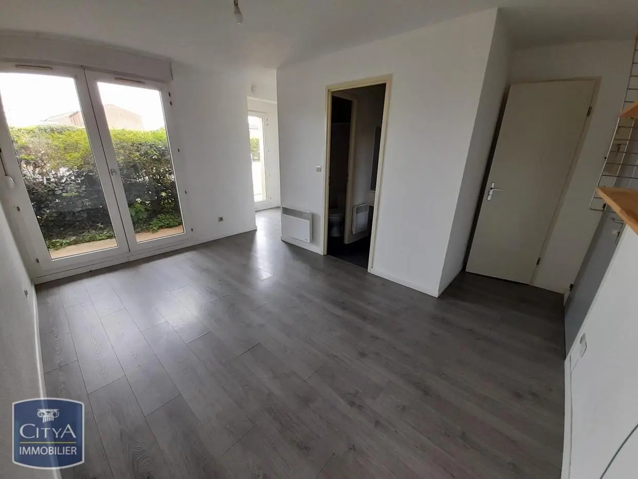 Photo 2 Appartement 1 pièce 20m²