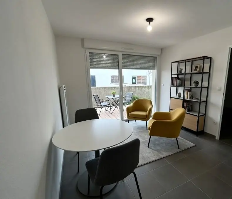Photo 2 Appartement 2 pièces 37m²