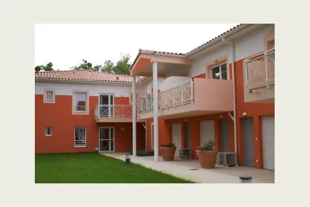 Photo 1 Appartement 1 pièce 27m²