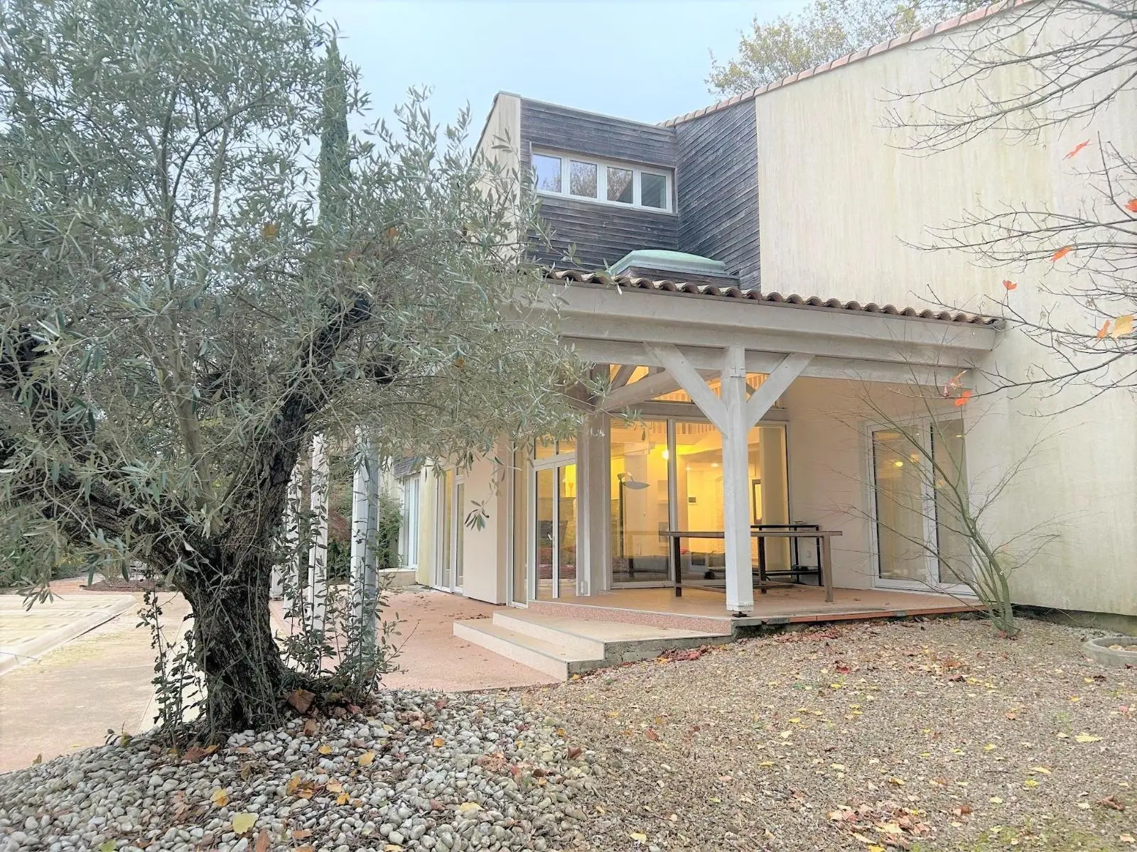 Photo 1 Maison 6 pièces 264m²