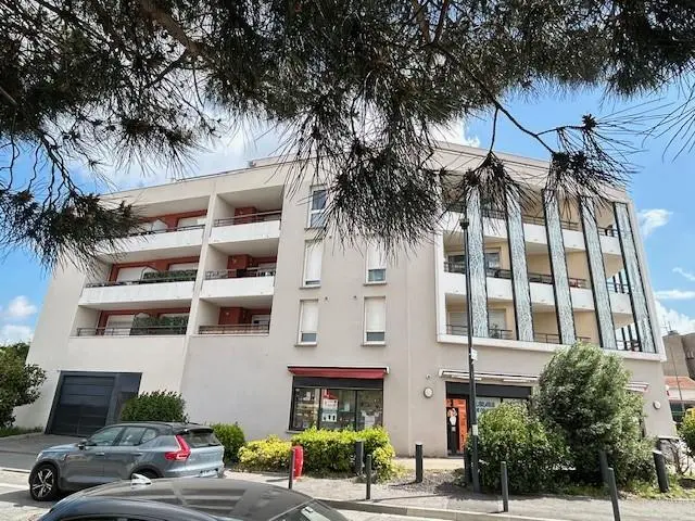 Photo 1 Appartement 1 pièce 38m²