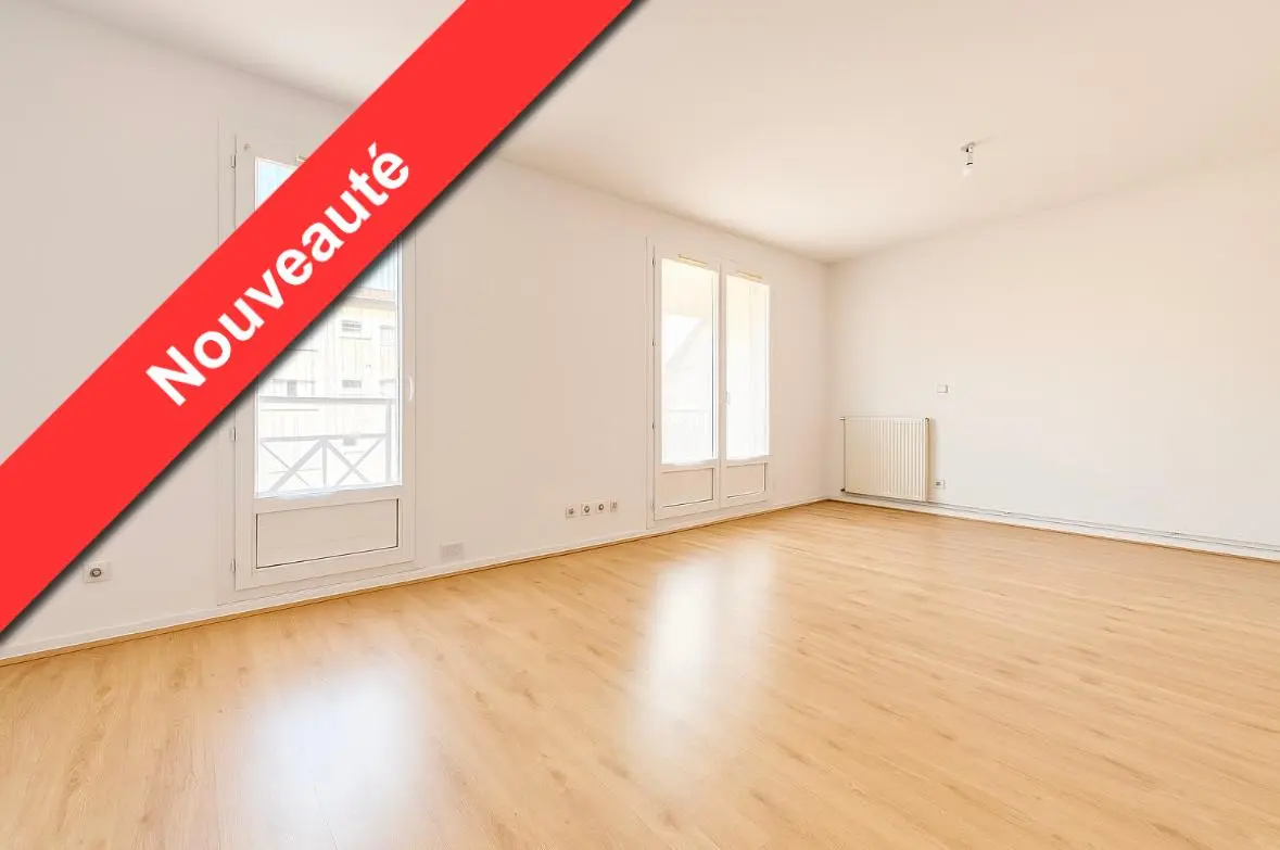 Photo 1 Appartement 1 pièce 33m²