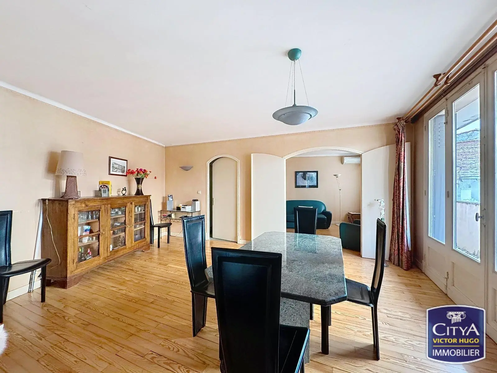 Photo 3 Appartement 4 pièces 103m²