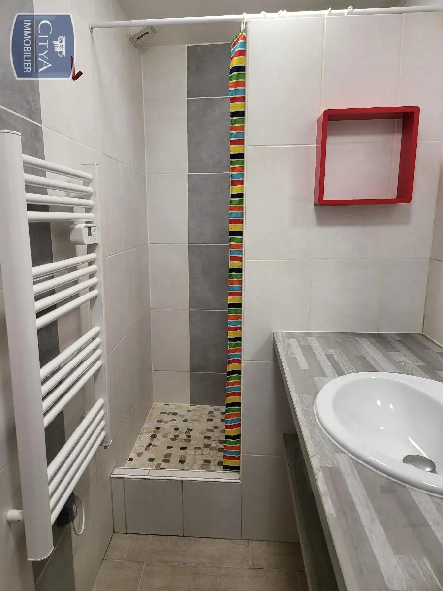 Photo 3 Appartement 1 pièce 15.86m²