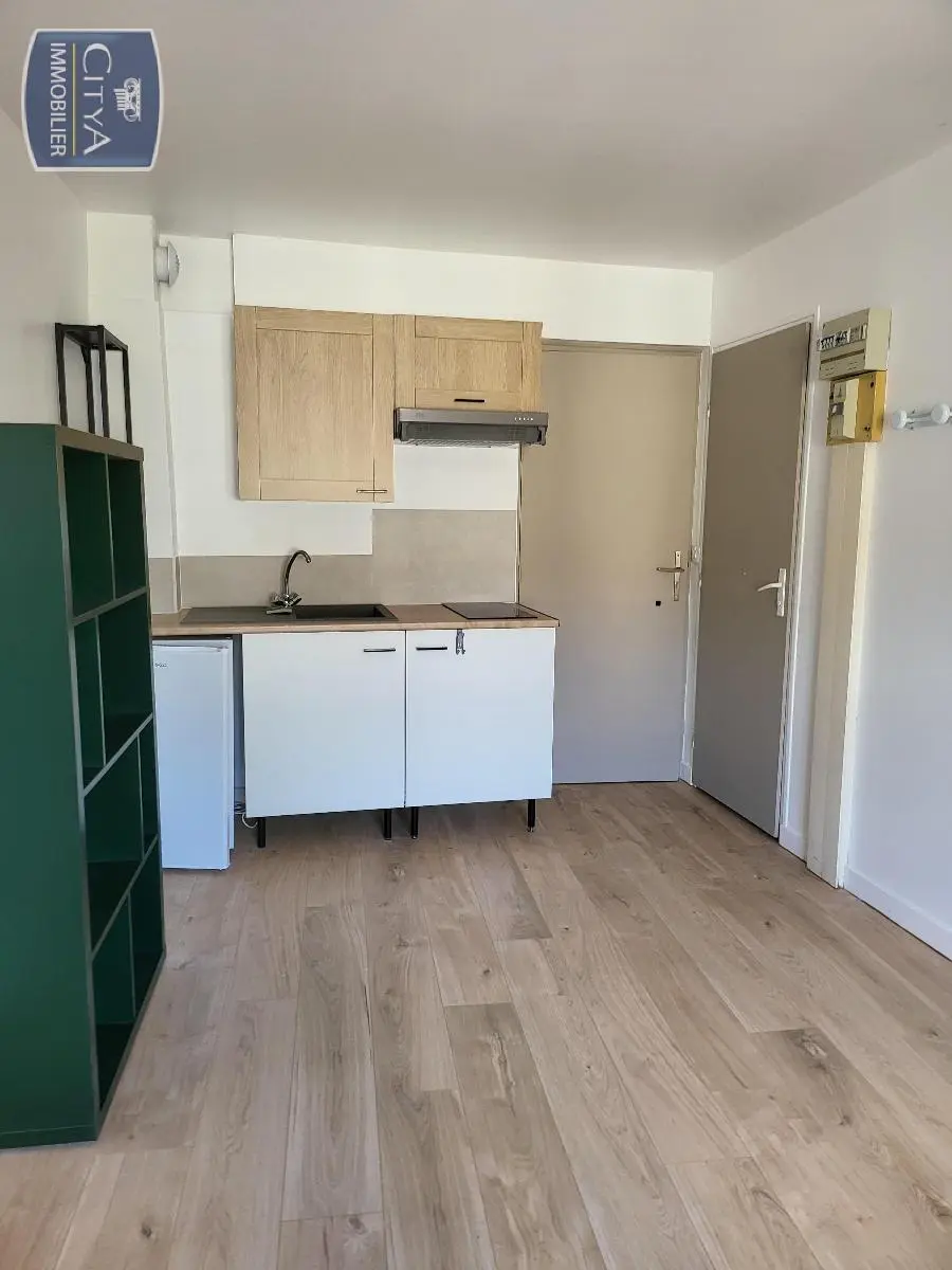 Photo 3 Appartement 1 pièce 19.6m²