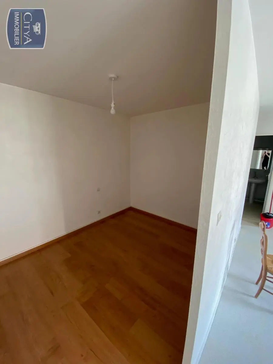 Photo 3 Appartement 1 pièce 39.8m²