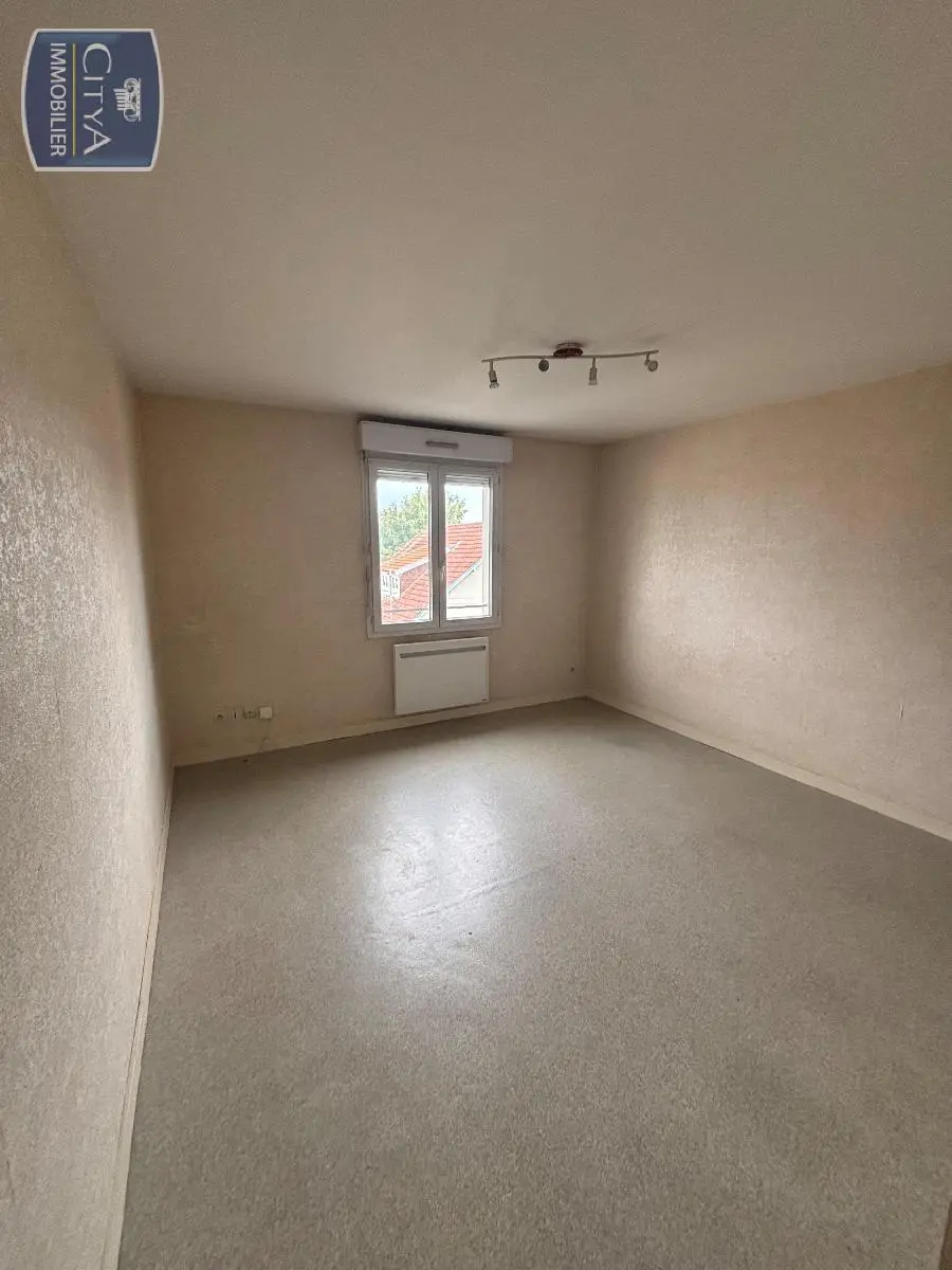 Photo 2 Appartement 1 pièce 23.3m²