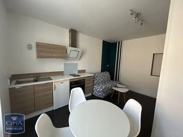 Photo 3 Appartement 1 pièce 17.83m²