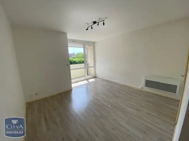 Photo 1 Appartement 1 pièce 24.58m²