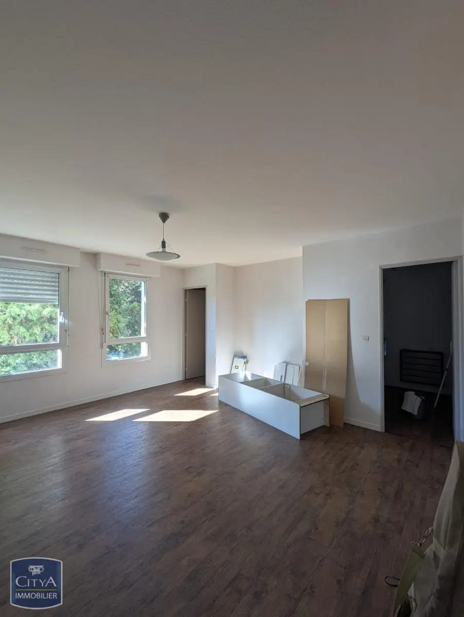 Photo 1 Appartement 1 pièce 35.12m²