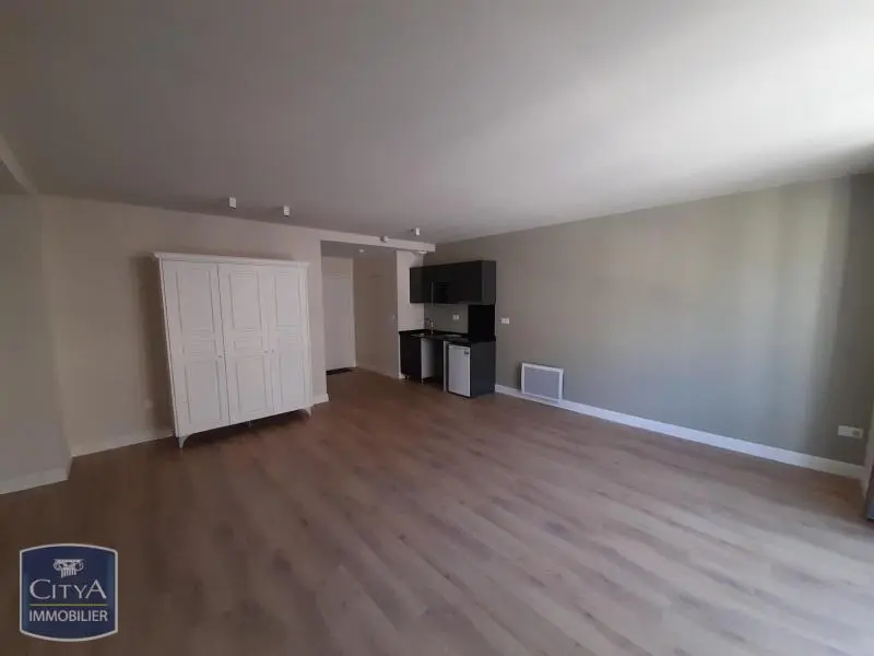 Photo 5 Appartement 1 pièce 40.01m²