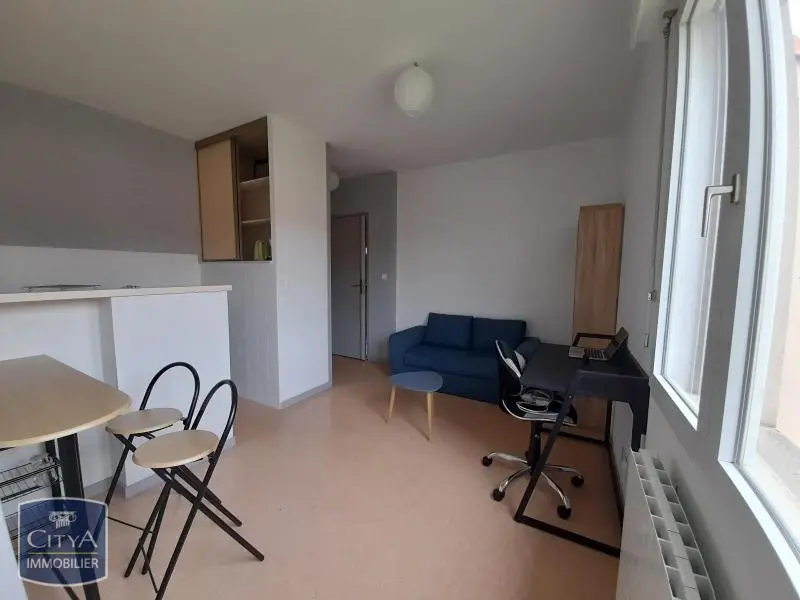 Photo 1 Appartement 1 pièce 23.38m²