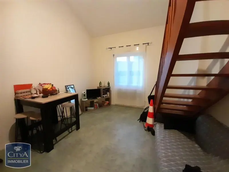 Photo 2 Appartement 1 pièce 30.55m²