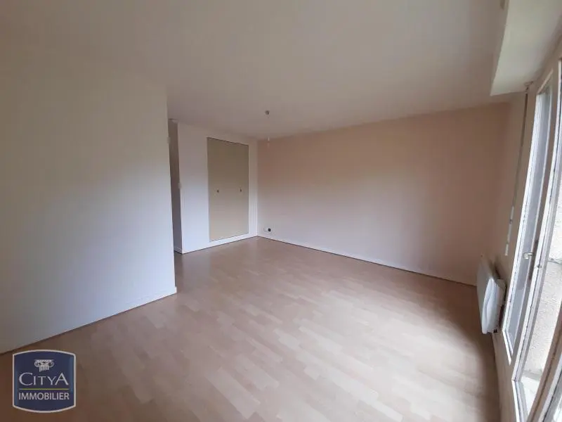 Photo 3 Appartement 1 pièce 31.44m²