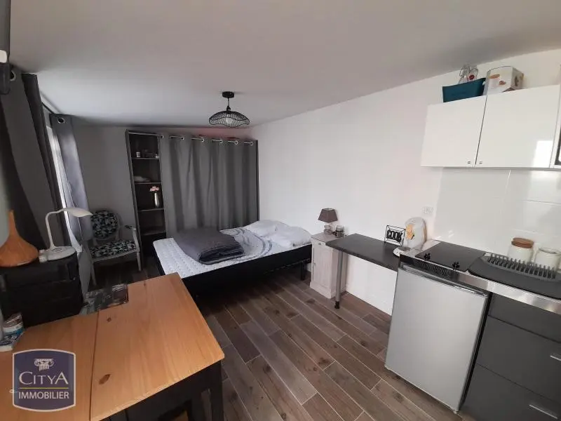 Photo 2 Appartement 1 pièce 15.16m²