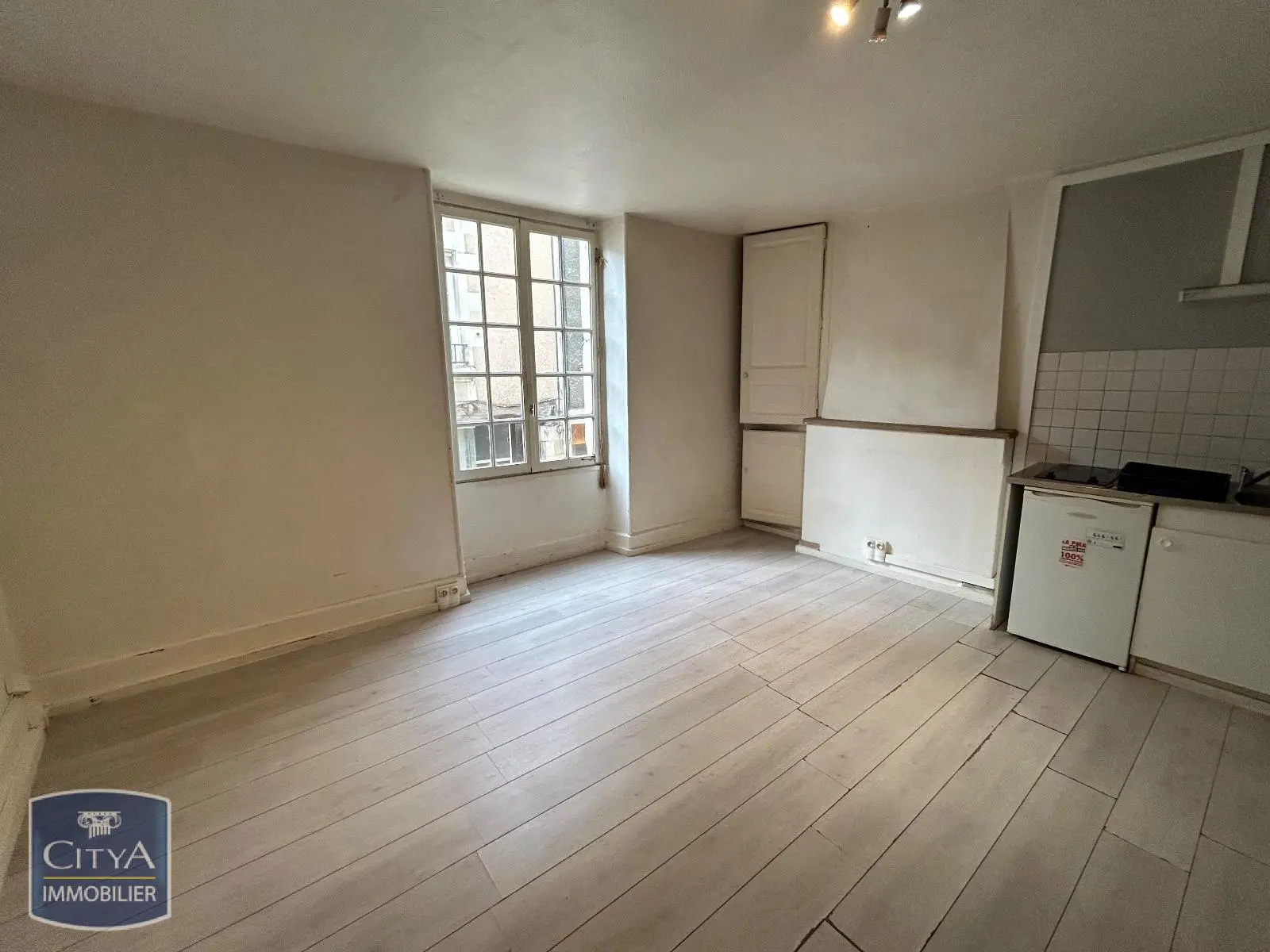 Photo 1 Appartement 1 pièce 20.92m²