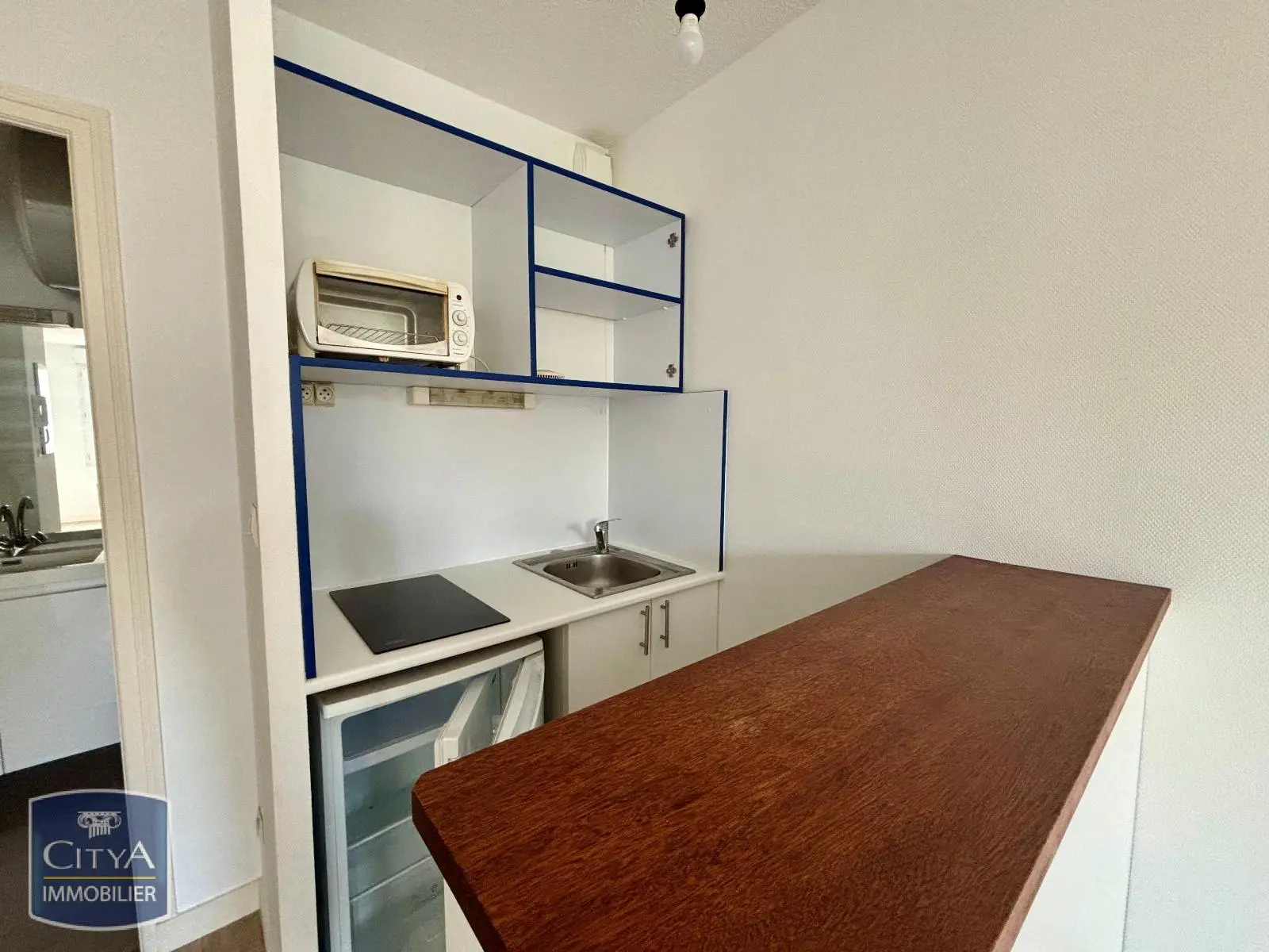 Photo 2 Appartement 1 pièce 24.59m²