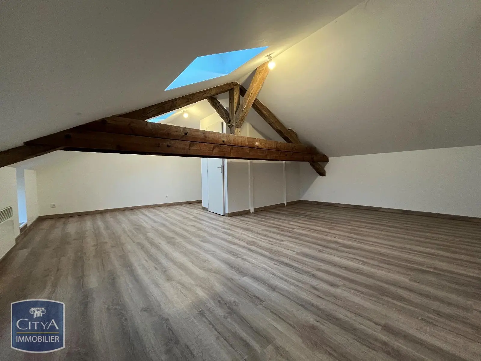 Photo 1 Maison 4 pièces 132.52m²