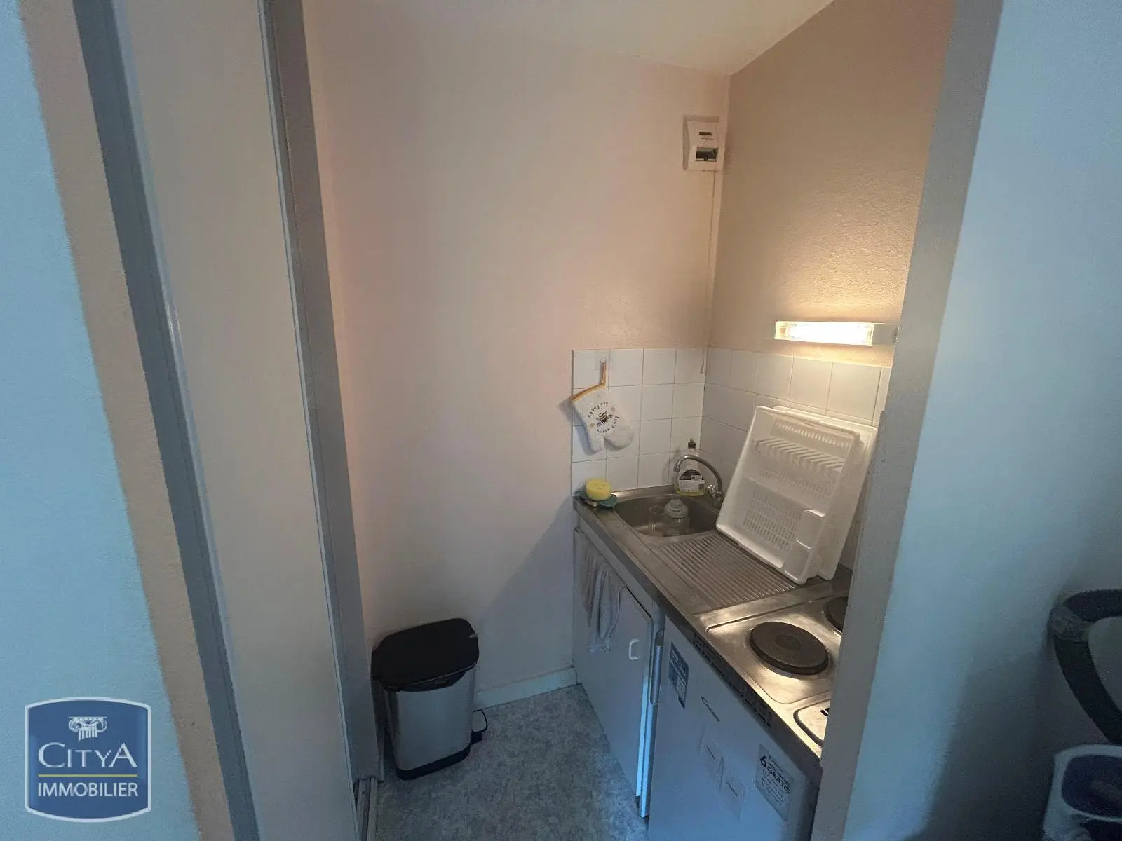 Photo 2 Appartement 1 pièce 21.85m²