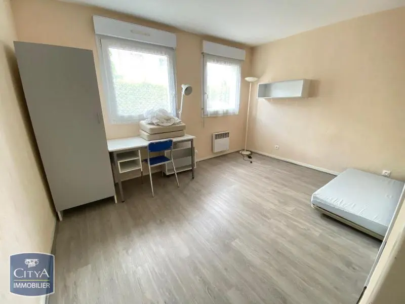 Photo 2 Appartement 1 pièce 16.87m²