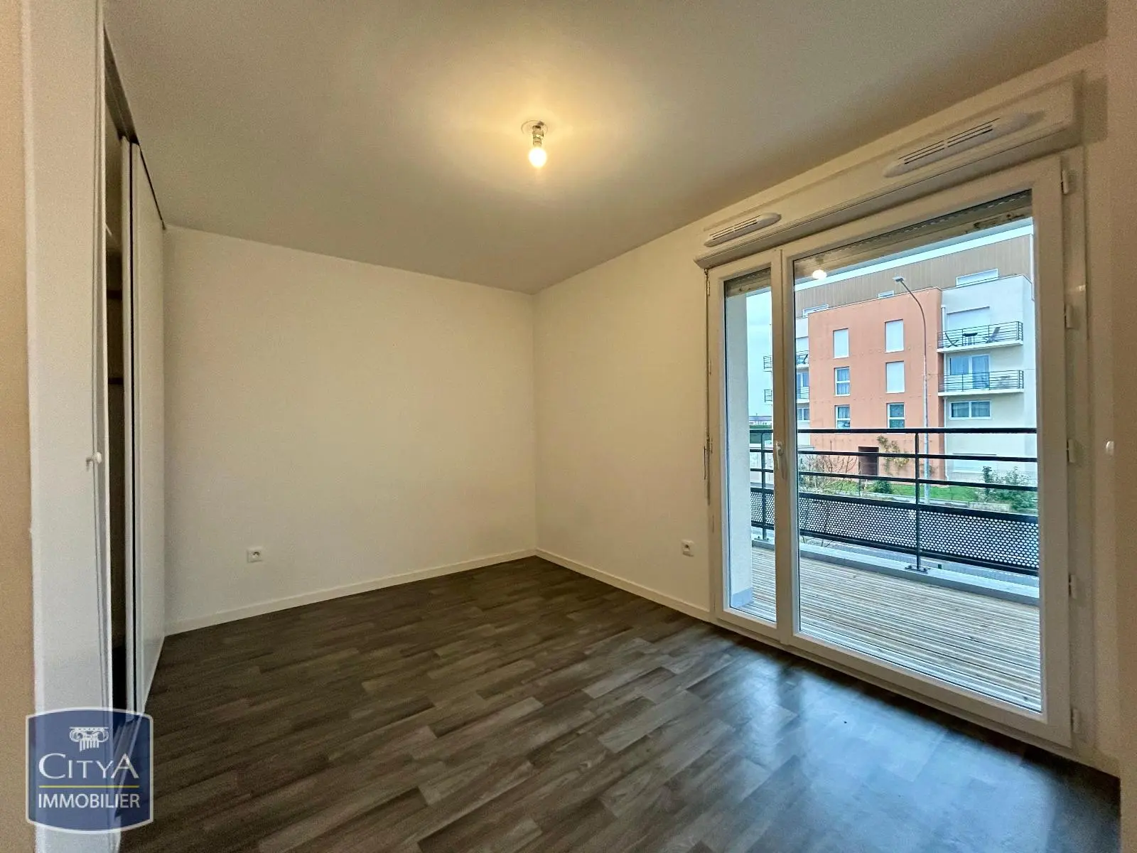 Photo 3 Appartement 1 pièce 22.29m²