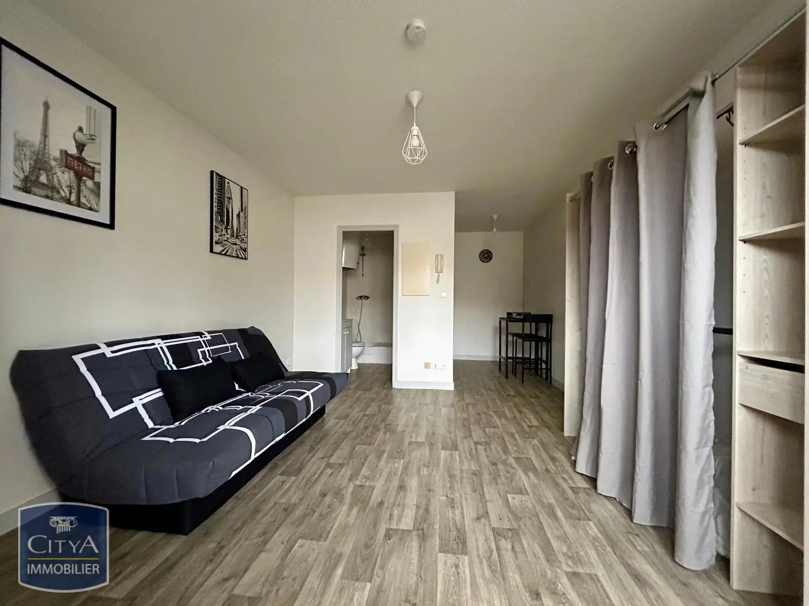 Photo 2 Appartement 1 pièce 21.8m²