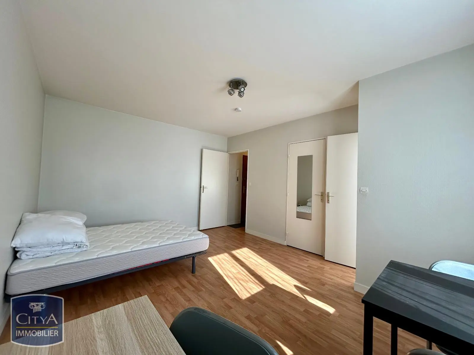 Photo 3 Appartement 1 pièce 24.85m²