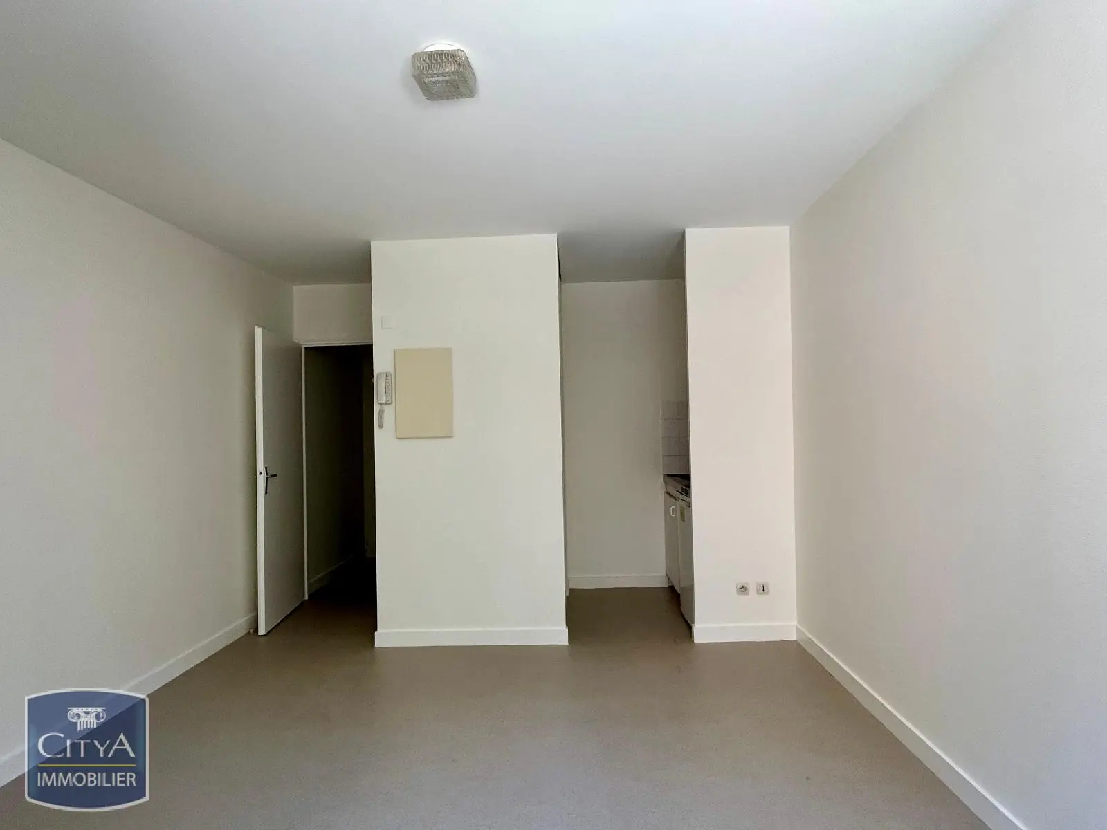 Photo 1 Appartement 1 pièce 22.15m²