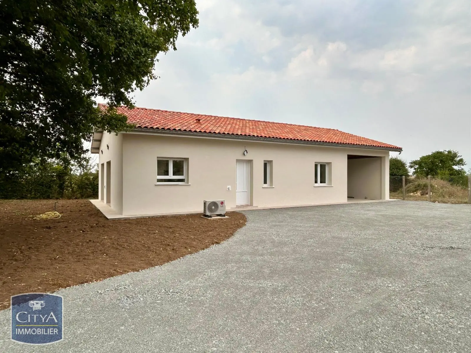 Photo 1 Maison 4 pièces 100m²