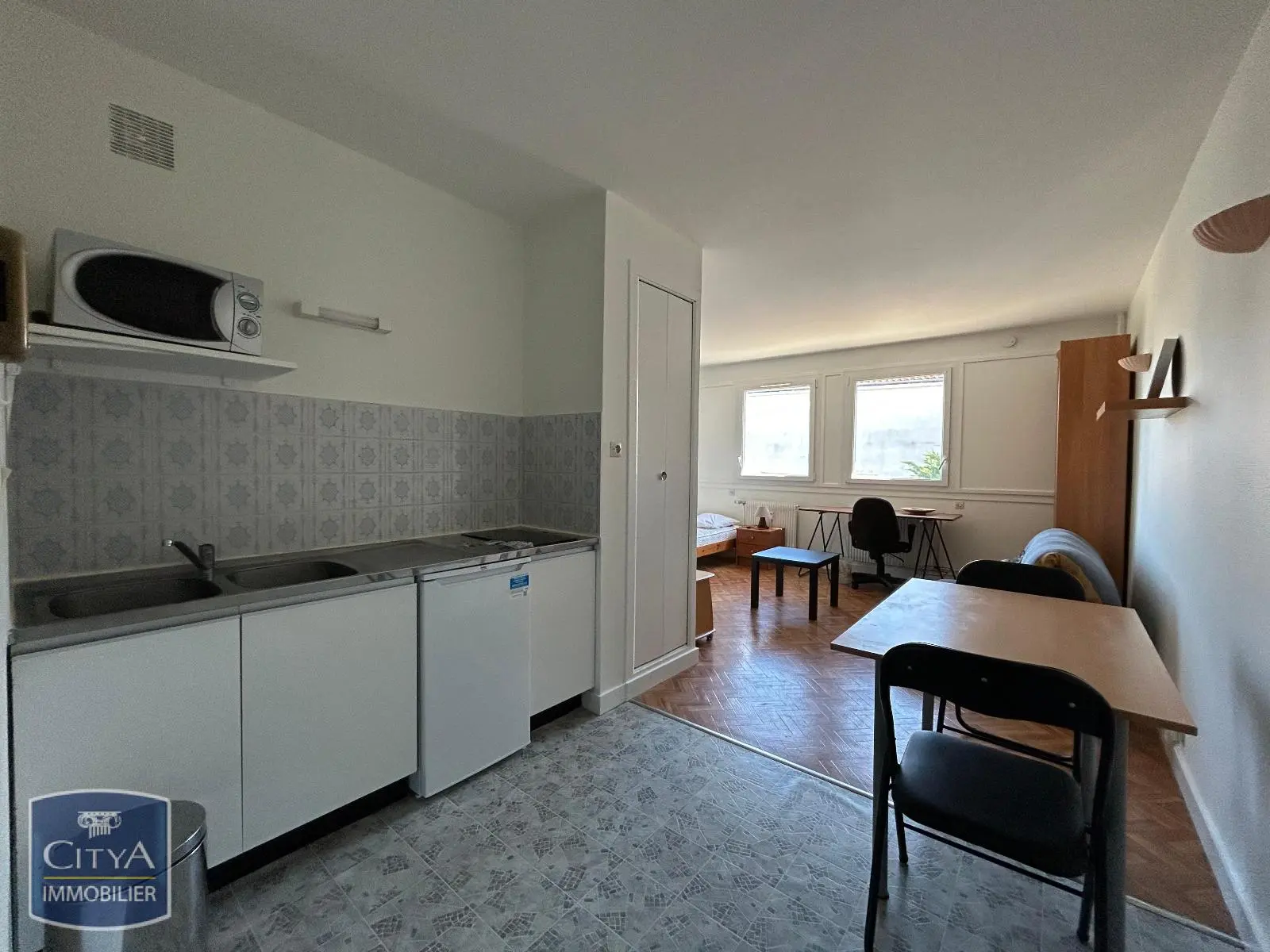 Photo 3 Appartement 1 pièce 28.05m²