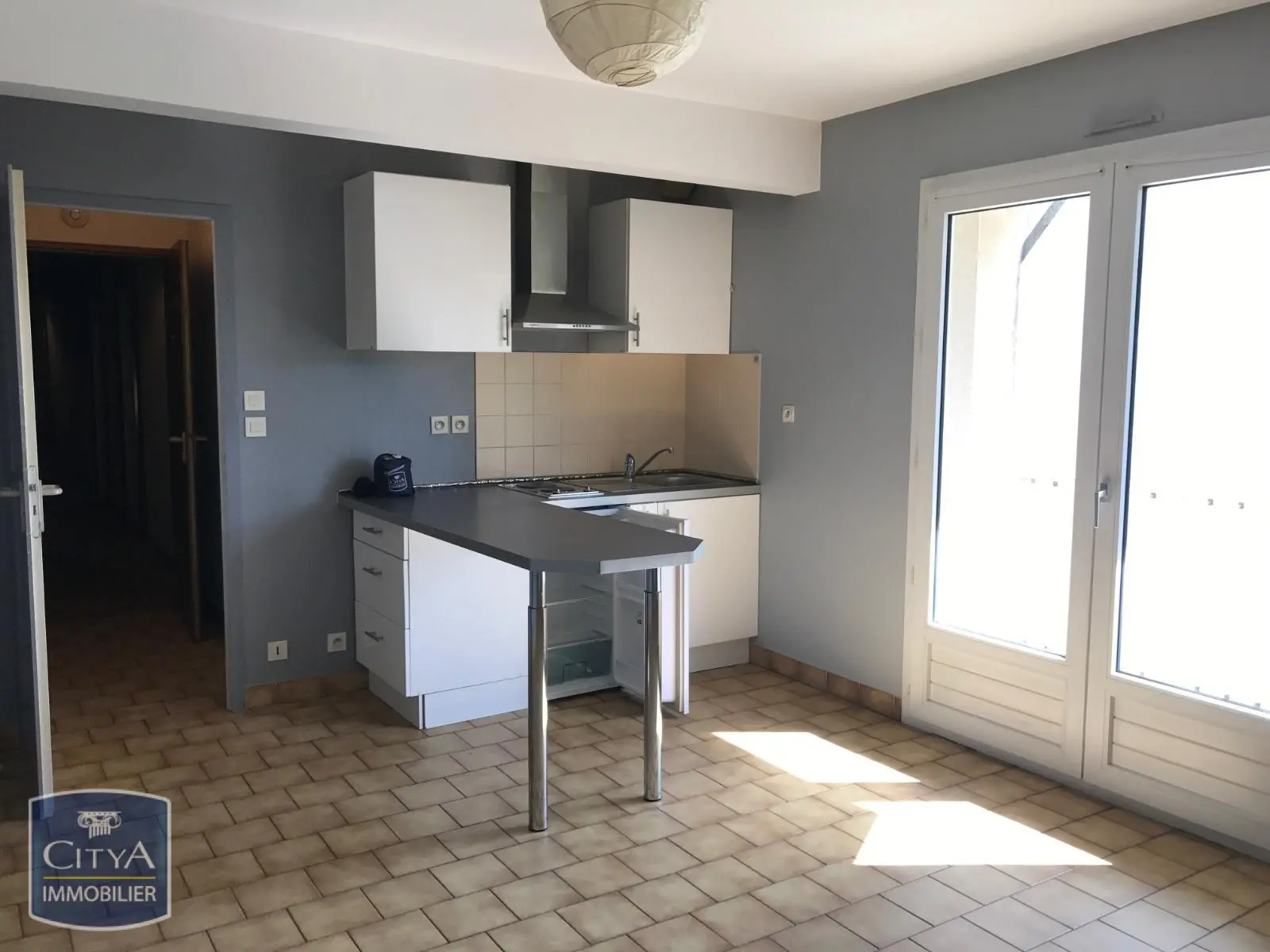 Photo 1 Appartement 1 pièce 23.55m²