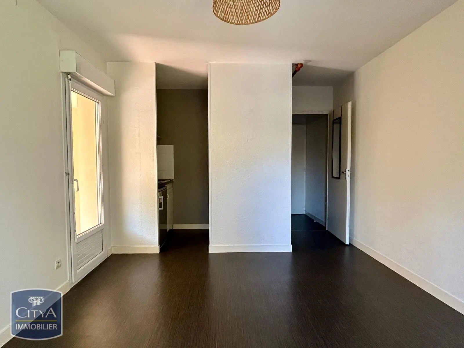Photo 2 Appartement 1 pièce 21m²