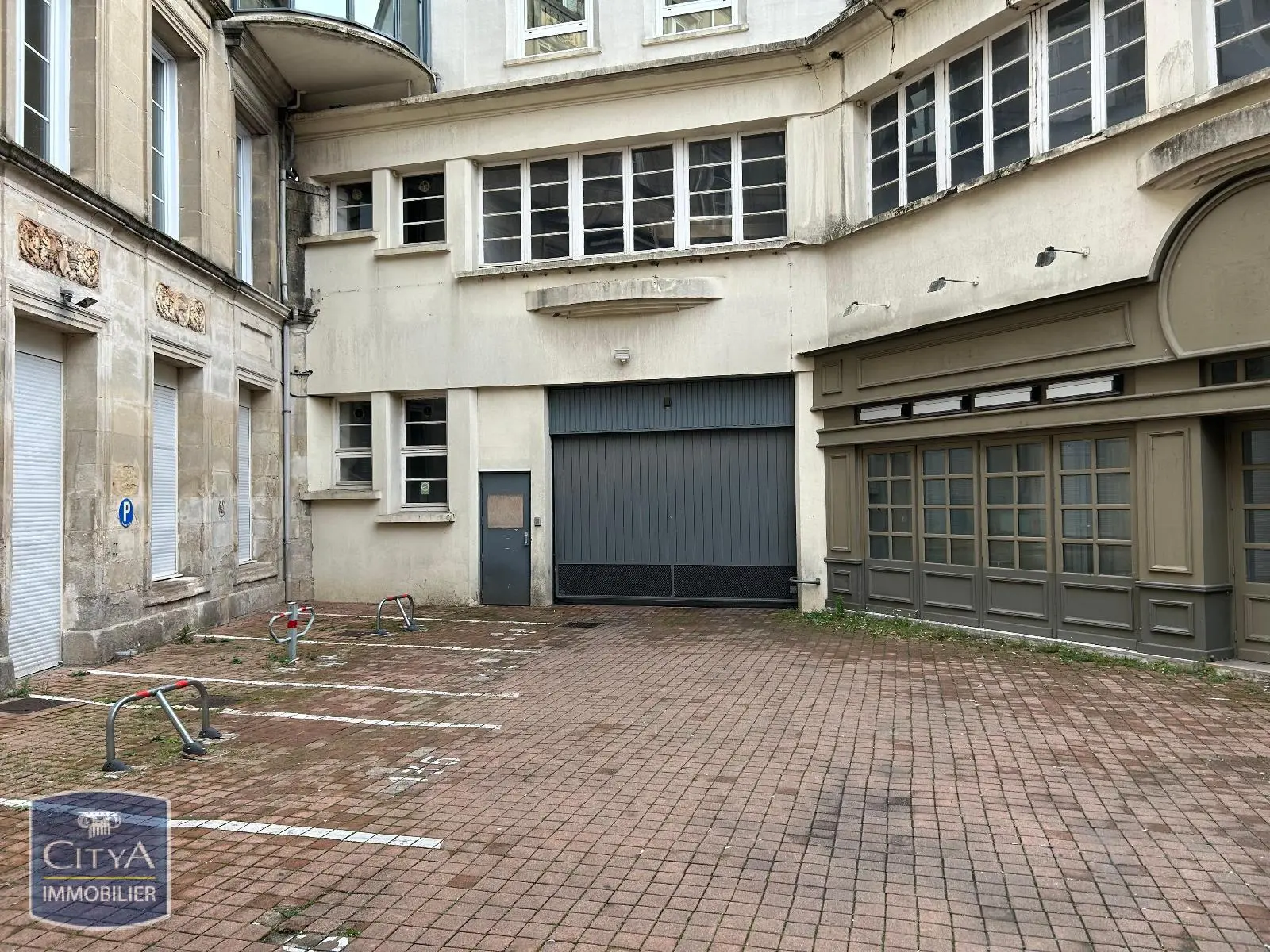 Photo 2 pour Parking Photo 2 Parking