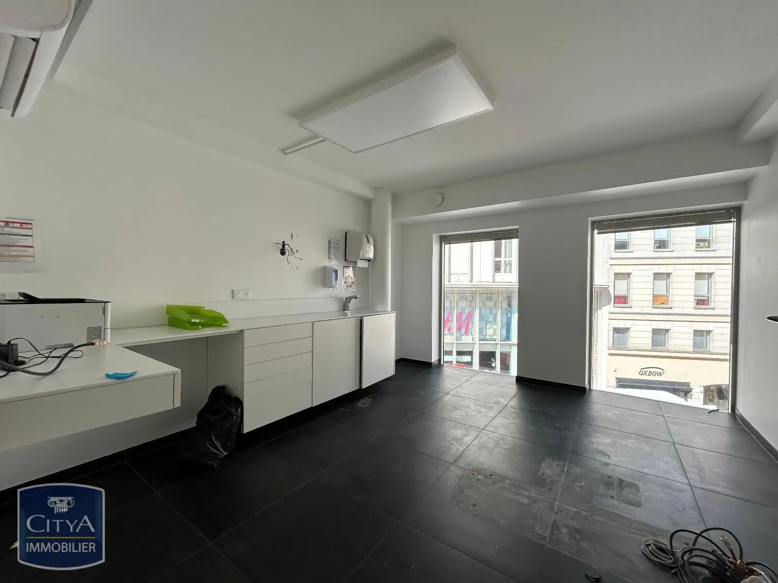 Photo 3 Local Commercial 318m²