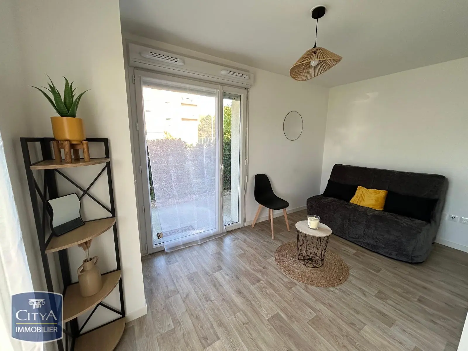 Photo 1 Appartement 1 pièce 21.6m²