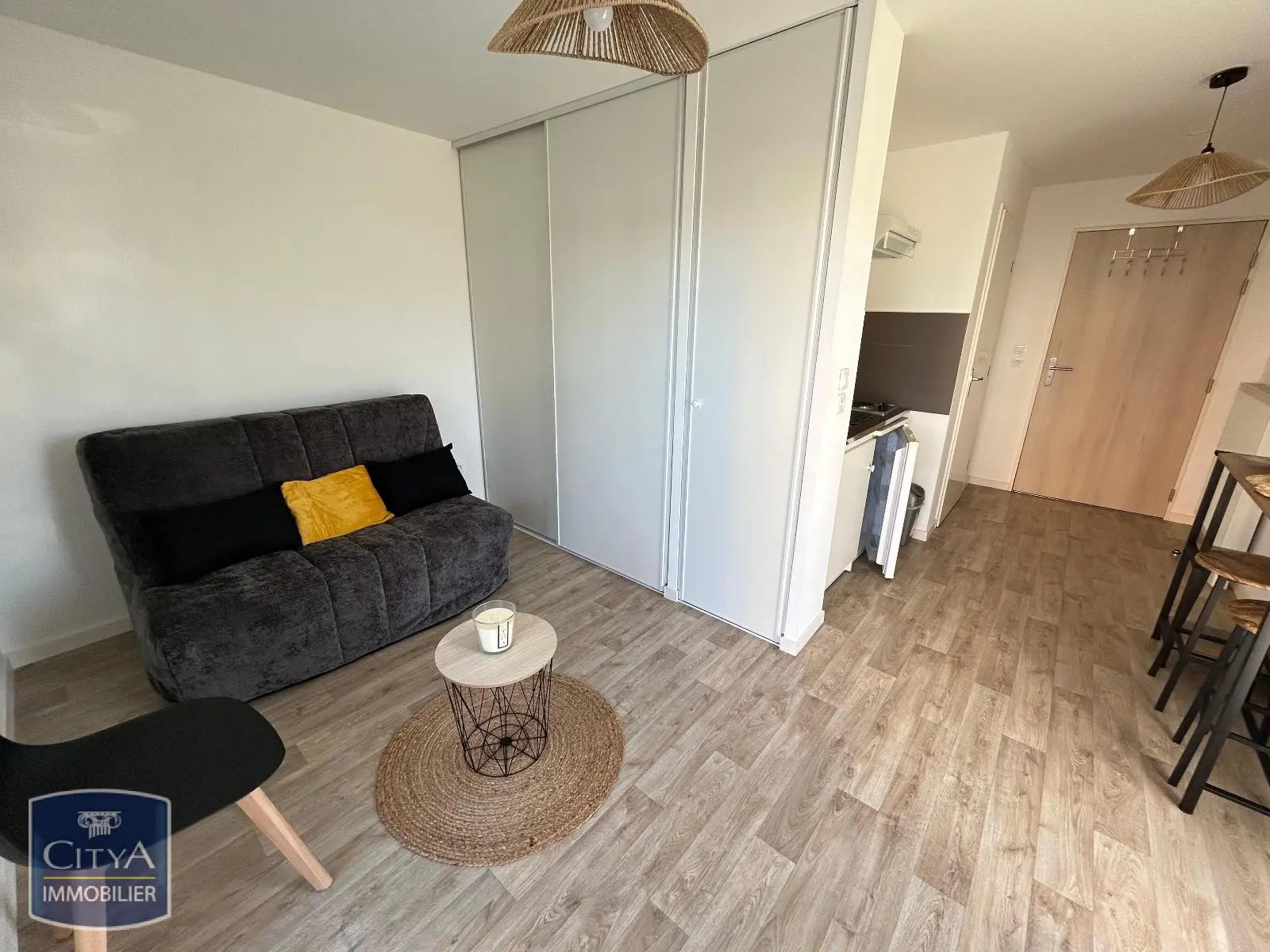 Photo 2 Appartement 1 pièce 21.6m²