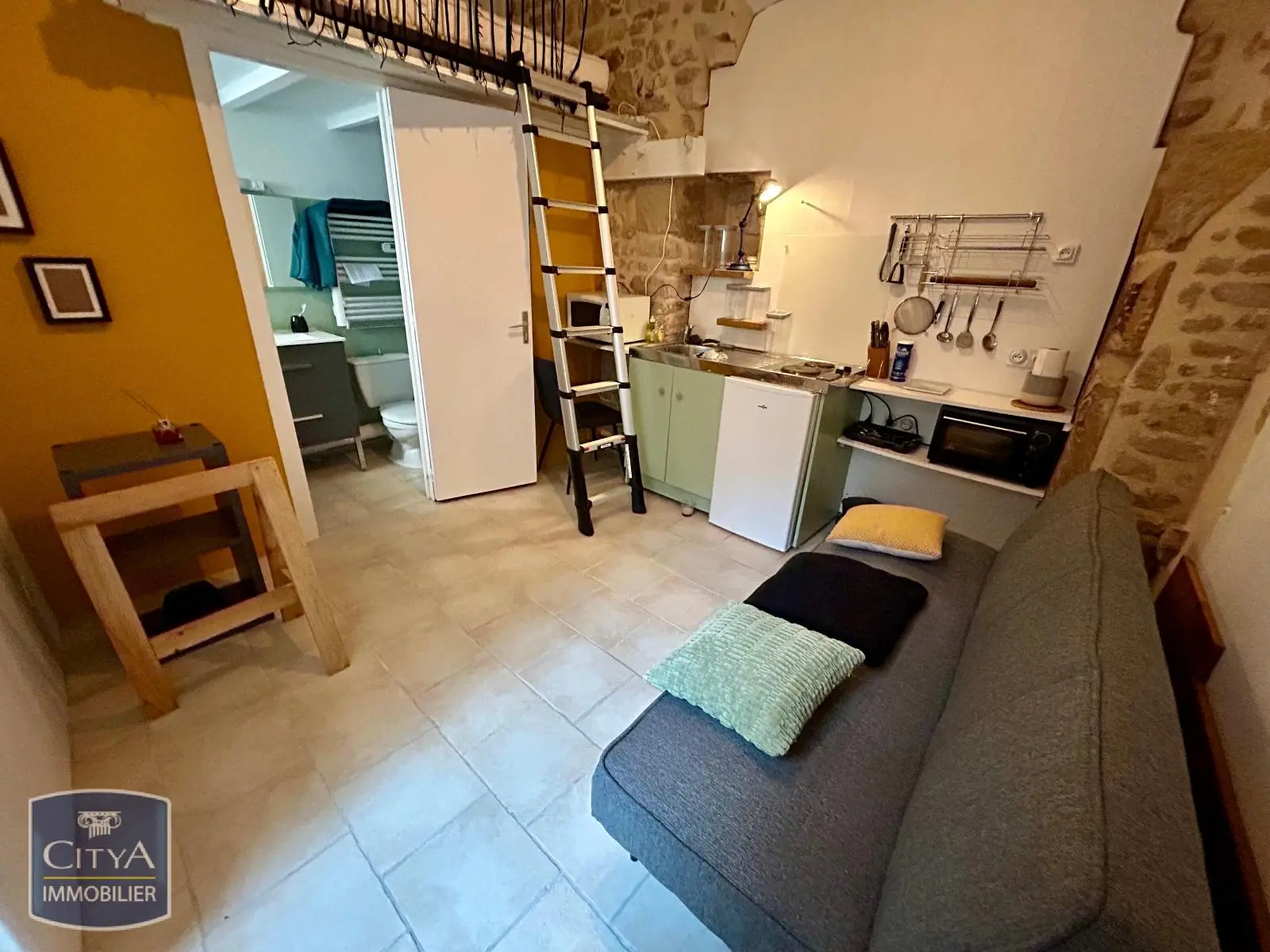 Photo 1 Appartement 1 pièce 13.22m²