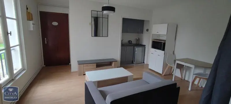 Photo 2 Appartement 1 pièce 31.79m²