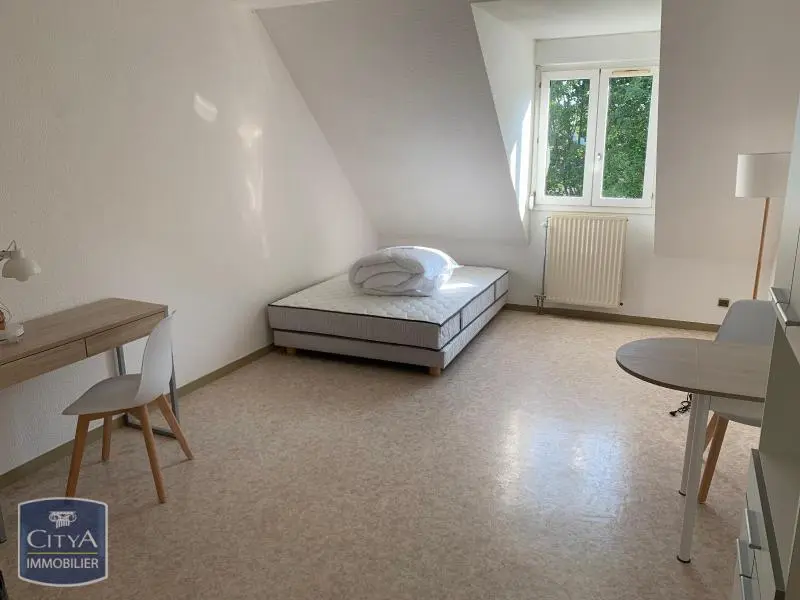 Photo 1 Appartement 1 pièce 26.73m²