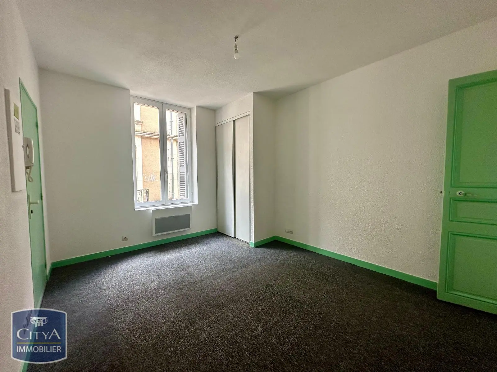 Photo 1 Appartement 1 pièce 25m²