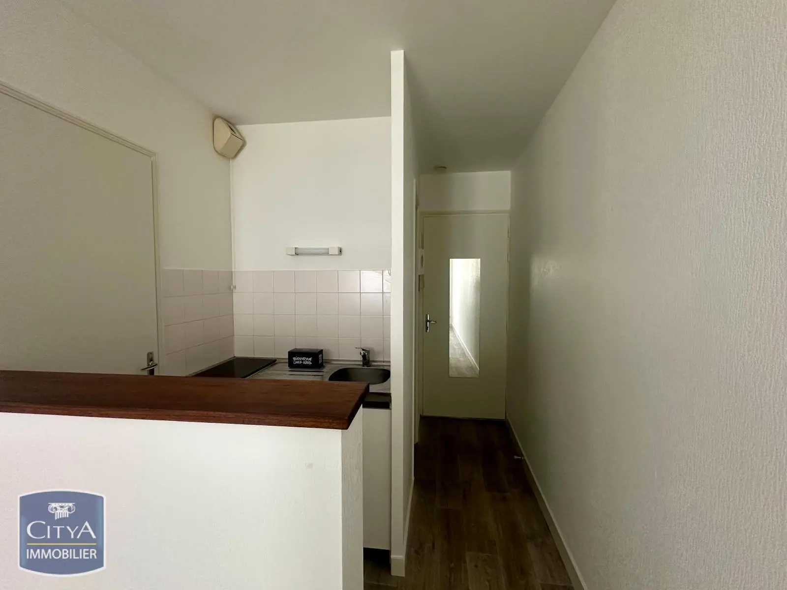 Photo 3 Appartement 1 pièce 21.63m²