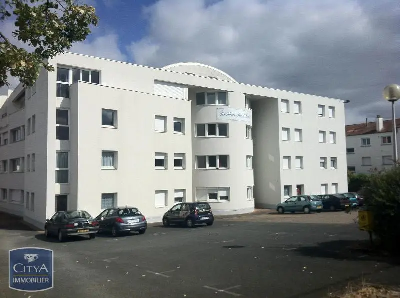 Photo 1 Appartement 1 pièce 15.53m²