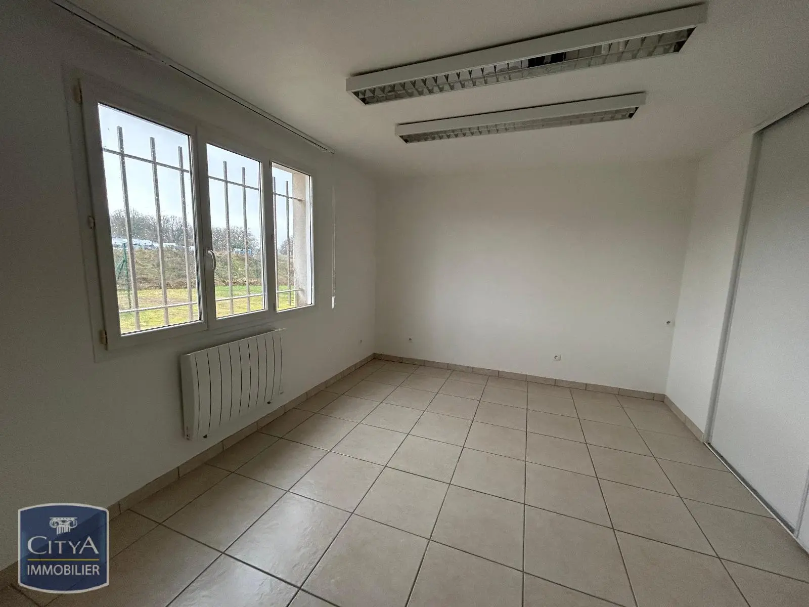 Photo 6 Local Commercial 140m²