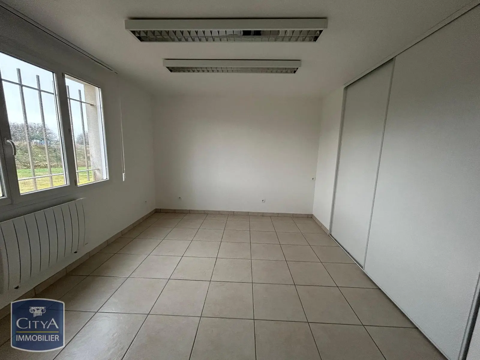 Photo 4 Local Commercial 140m²