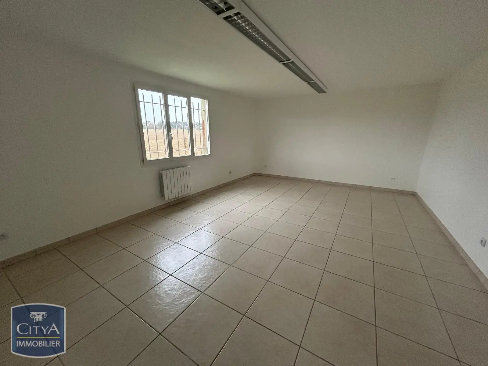 Photo 5 Local Commercial 140m²