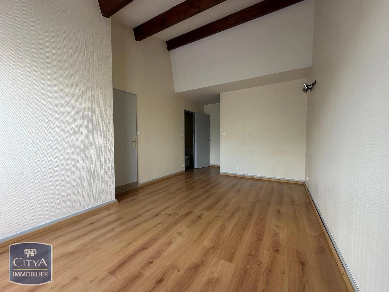 Photo 2 Appartement 1 pièce 29.12m²
