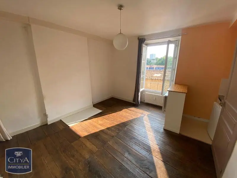 Photo 1 Appartement 1 pièce 21.7m²